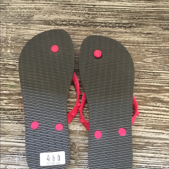 Valentino Havianas, Neon Pink and Camo 7/8 US - Picture 2 of 4